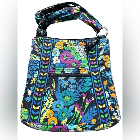 Gently Used Vera Bradley Set - Picture 2 of 11